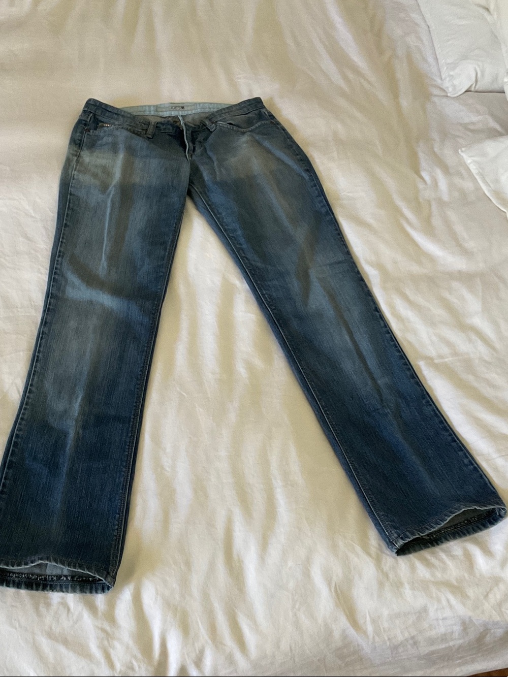 Joe's Jeans Women's Straight Leg Faded Blue Denim size 28